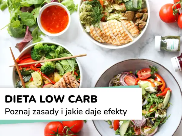 Kolorowe miski z sałatkami, grillowanym kurczakiem i łososiem. Idealne posiłki na dieta low carb.