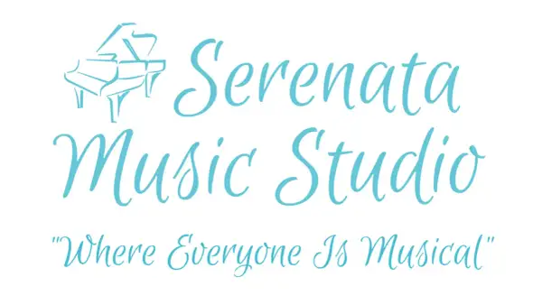 Stylizowany fortepian i napis "Serenata Music Studio". "Gdzie każdy jest muzykalny".