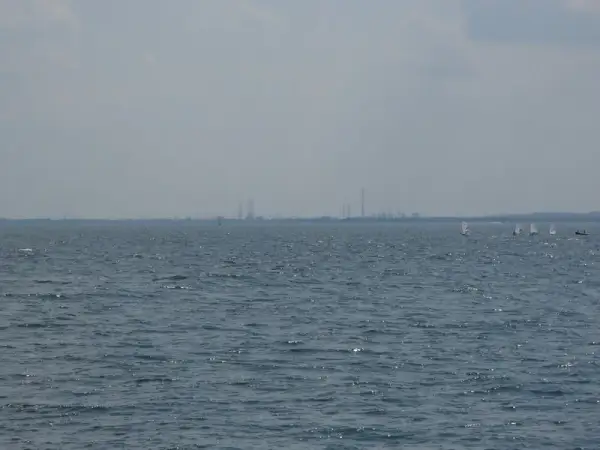 Czy Bornholm widać z Kołobrzegu? Prawda i zaskakujące wyjątki.