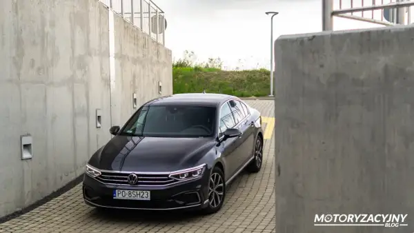Passat B8 pojemność baku: 66 litrów (50L GTE). Zasięg!