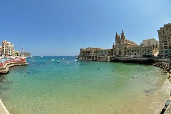 Sliema gdzie zjeść tanio i smacznie z widokiem na morze