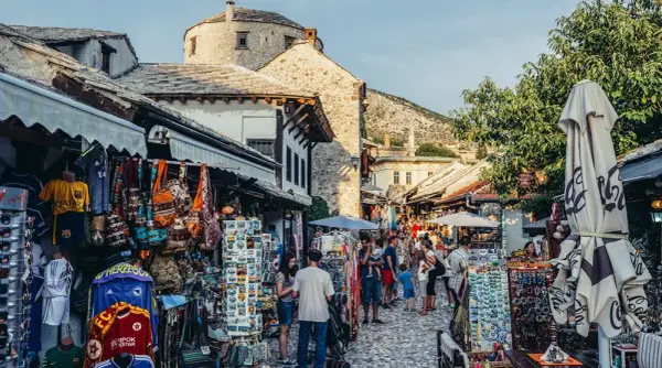 Mostar co warto kupić: najlepsze pamiątki i lokalne skarby