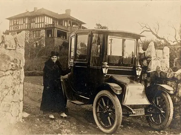 Kto wynalazł samochód elektryczny? Odkryj fascynującą historię wynalazków