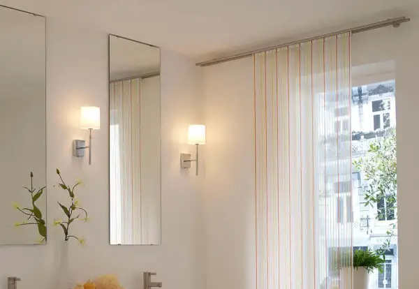 Optimale Rollos für das Badezimmer: Sichtschutz und Feuchteschutz finden
