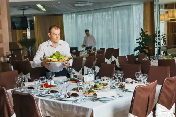 Mrągowo: Gdzie zjeść? Najlepsze restauracje na każdą okazję