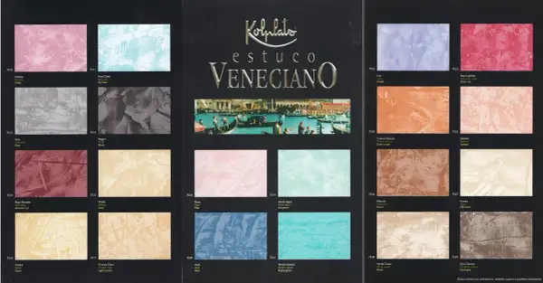 Muestras de estuco veneciano en diversos colores, desde el violeta y azul cielo hasta tonos tierra y rojos vibrantes.