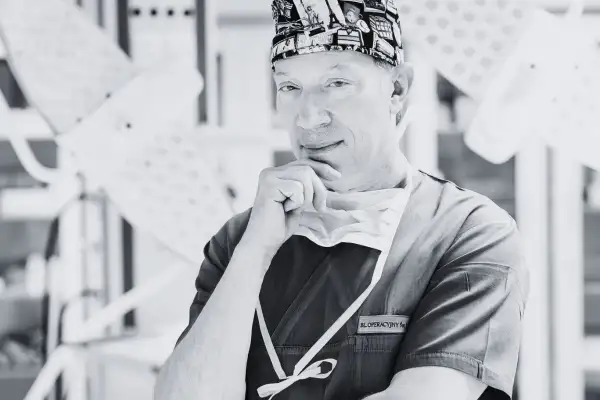 Neurochirurg Maciej Miś: Gdzie przyjmuje? Jak umówić wizytę?