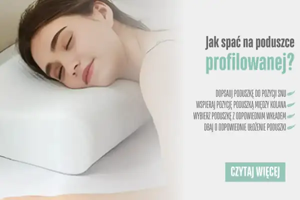 Kobieta śpi na poduszce profilowanej, która podpiera jej głowę i szyję.