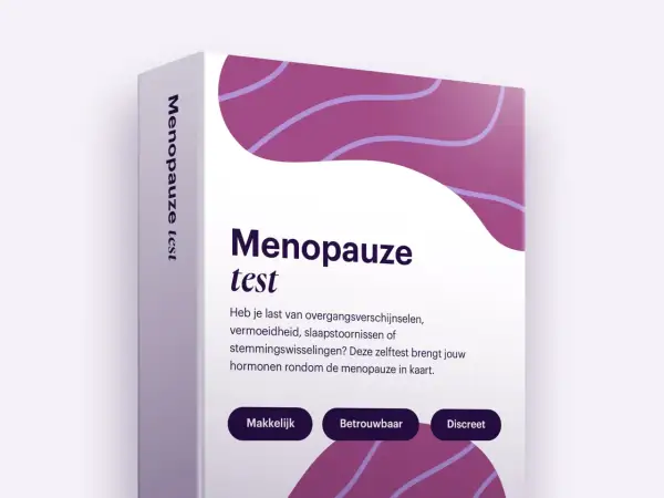 Een verpakking met de tekst "Menopauze test". De zelftest helpt bij het in kaart brengen van hormonen rondom de menopauze.