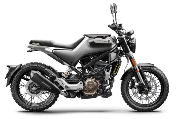 Stylowy motocykl Husqvarna 125 4T w kolorze szarym, z czarnym siedzeniem i detalami w kolorze żółtym. Idealny do miejskich podróży.