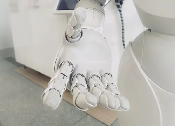 Robot da Vinci na NFZ: Gdzie i jak skorzystać z refundacji?