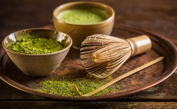 Herbata matcha jak pić: odkryj sekrety idealnego parzenia