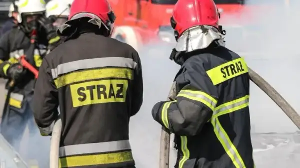 Kto płaci za akcję straży pożarnej? Odkryj źródła finansowania
