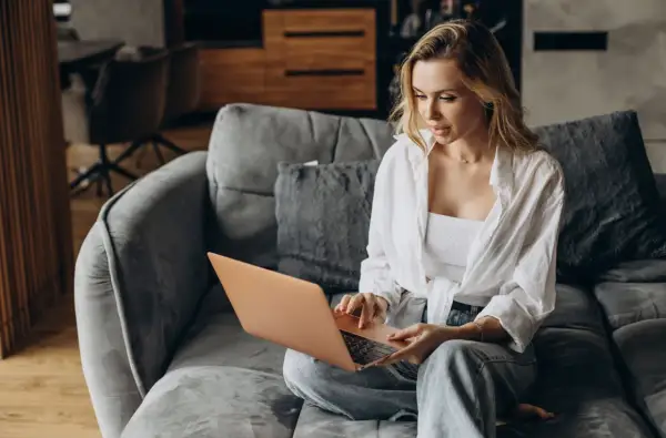 Dlaczego gry losowe online na prawdziwe pieniądze przyciągają coraz więcej graczy?