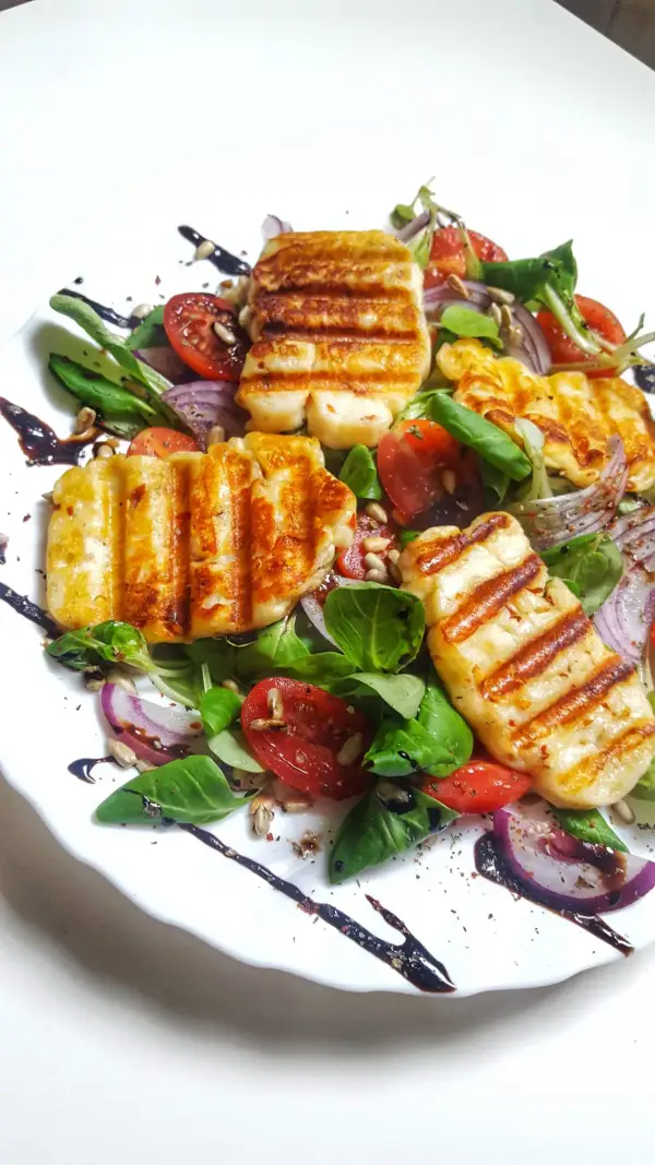 Czy ser halloumi jest zdrowy? Odkryj prawdę o jego wartościach odżywczych
