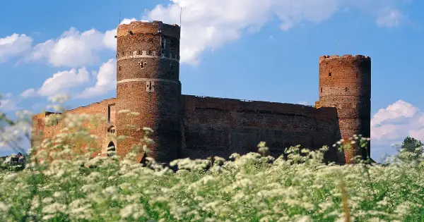 Ciechanów atrakcje, które zaskoczą każdego turystę i warto je poznać
