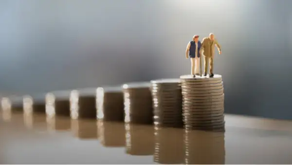 Kiedy powstały OFE i jak wpłynęły na polski system emerytalny