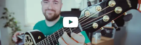 Strona z chwytami gitarowymi - naucz się grać ulubione utwory łatwo