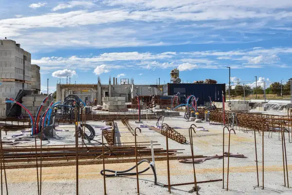 Kotwa do betonu – solidne mocowanie, które daje Ci pewność na lata