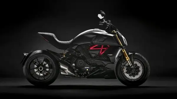 Jak wybrać idealny motocykl dla kobiety – porady i najlepsze modele