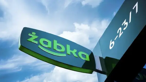 Żabka odsłania kulisy swojego biznesu. Miesięczne wpływy to prawdziwy rekord