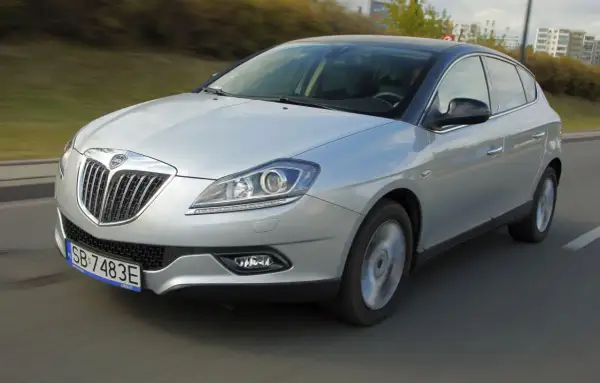 Lancia Delta jaki silnik wybrać, aby uniknąć wysokich kosztów eksploatacji?