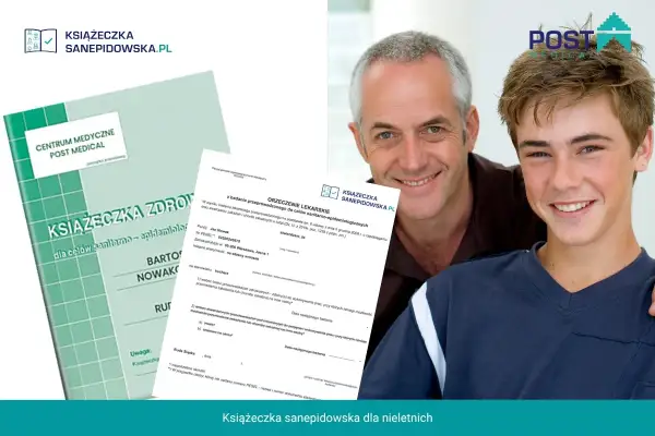 Uśmiechnięty ojciec i syn pozują z książeczką sanepidowską. Dokument jest ważny dla zdrowia i bezpieczeństwa.