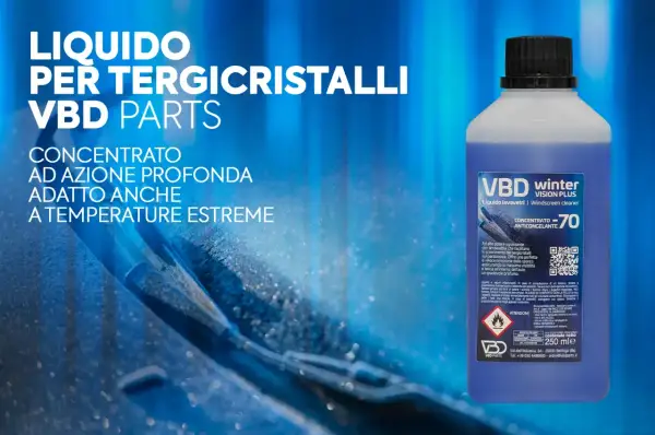 Liquido tergicristalli VBD PARTS concentrato, ideale anche a temperature estreme, per una pulizia profonda del parabrezza.