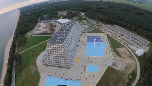 Ile jest pokoi w hotelu Gołębiewskim? Zaskakujące liczby i szczegóły