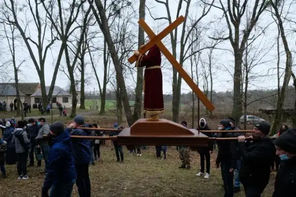 Ile trwa droga krzyżowa w kościele? Sprawdź, co musisz wiedzieć