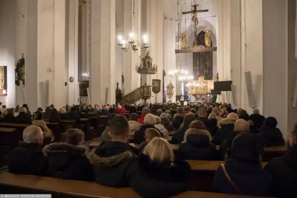 Czy w nowy rok trzeba iść do kościoła? Obowiązki katolików wyjaśnione