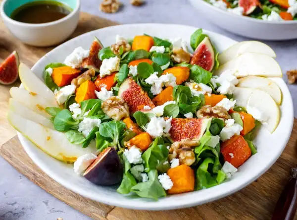 Kürbis im Salat: Rezepte, Tipps & die besten Sorten für Herbst