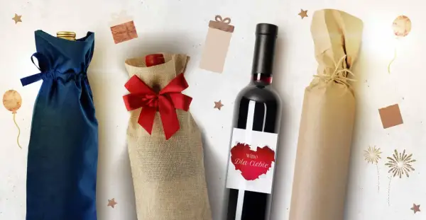 Eleganckie opakowania na wino: granatowy woreczek, jutowy z kokardą i papierowy. Idealne na prezent, jak wino flora.