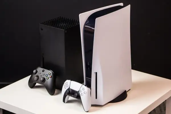 Xbox czy PS5 – która konsola naprawdę oferuje lepsze gry i wartość?