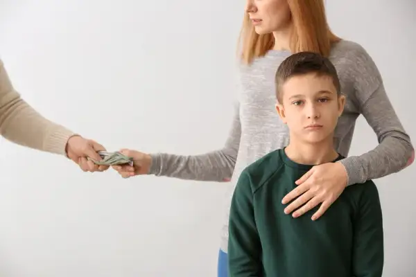 Od kiedy płacić alimenty po wyroku? Sprawdź, co musisz wiedzieć