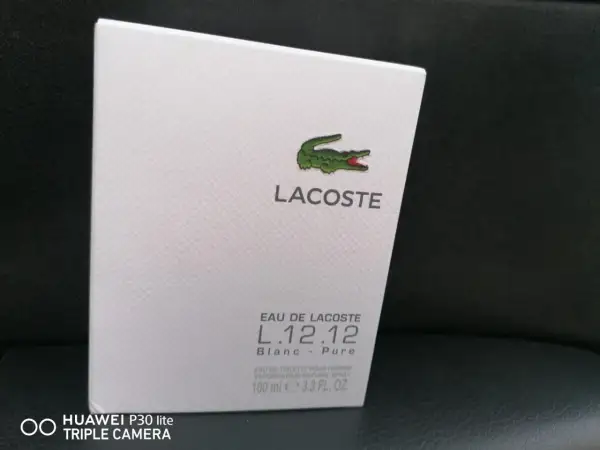 Pudełko perfum Lacoste Blanc 100ml z zielonym krokodylem.
