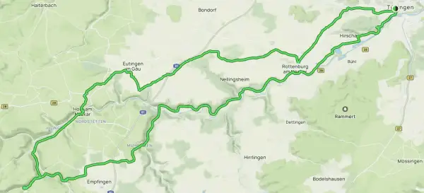 Radweg-Karte mit dem wasserschloss glatt rundweg, der sich durch Täler und über Hügel schlängelt, vorbei an Orten wie Rottenburg und Tübingen.