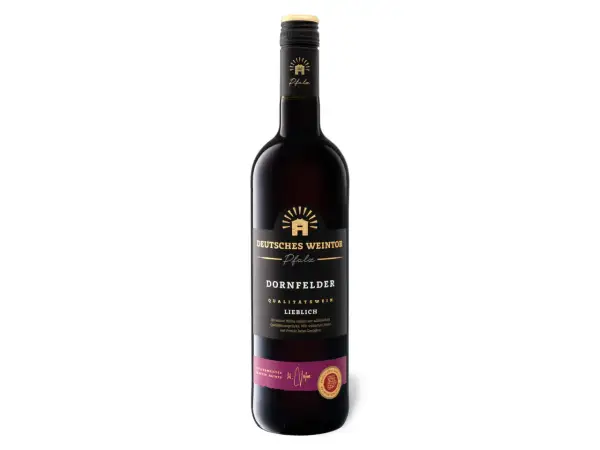 Eine Flasche Dornfelder Rotwein von Deutsches Weintor Pfalz. Ein lieblicher Qualitätswein, der Freude bereitet.