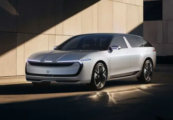 Concept car Skoda Vision 7S, un SUV elettrico con un design audace che anticipa la skoda origine.