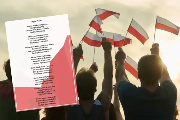 Ludzie z polskimi flagami wzniesionymi ku górze, a obok tekst hymnu polskiego.