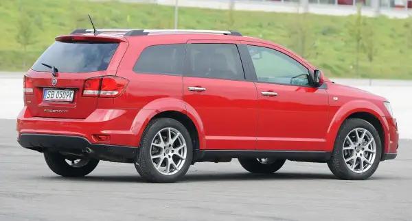 Fiat Freemont jaki silnik wybrać - uniknij kosztownych błędów