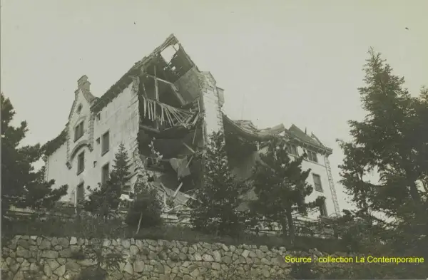 Un sanatorium des Vosges, autrefois majestueux, est aujourd'hui en ruines, témoignant d'une destruction massive.