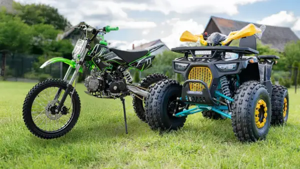 Quad czy Enduro? Decyzja zakupowa: koszty, teren, prawo
