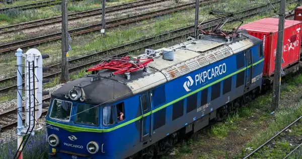 Ile zarabia naczelnik PKP Cargo? Zaskakujące fakty o wynagrodzeniu