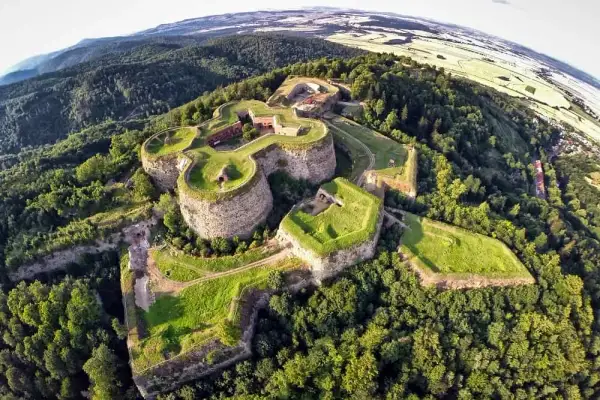 Atrakcje Ząbkowice Śląskie – odkryj niezwykłe miejsca i historie