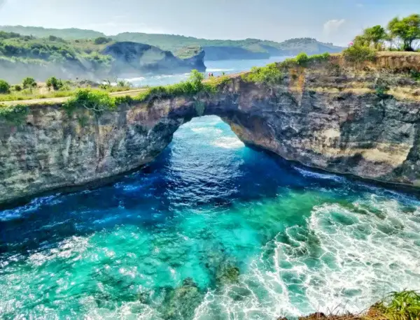 Ile trwa lot na Bali? Sprawdź, co musisz wiedzieć o czasie podróży
