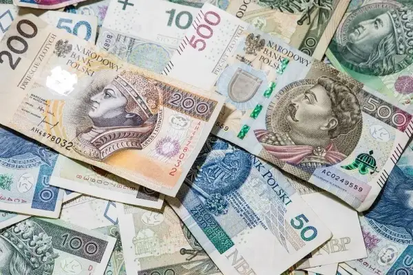 Gdzie drukuje się polskie banknoty? Poznaj tajemnice PWPW w Warszawie