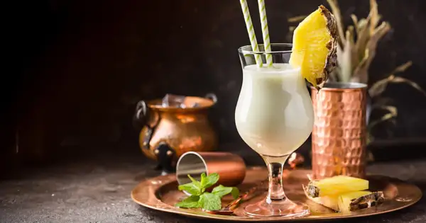 Najlepsze drinki z rumem Malibu, które zachwycą Twoje podniebienie