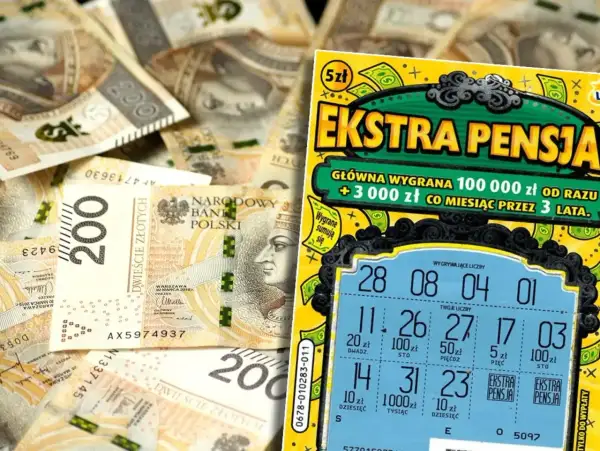 Zdrapka "Ekstra Pensja" i banknoty 200 zł. Czy to właśnie dlatego popularni youtuberzy dostają inne zdrapki do testów przed kamerą?