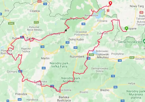 Mapa drogowa z zaznaczoną czerwoną trasą motocyklową przez Słowację.